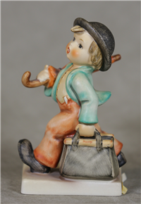 MERRY WANDERER Figurine (Hummel 11/0, TMK)