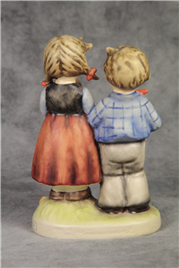 BIRTHDAY SERENADE Figurine (Hummel 218 2/0, TMK)