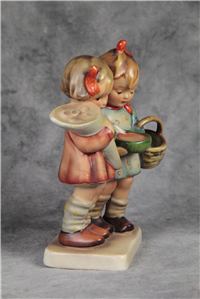 GOING TO GRANDMA'S 2 Hummel 52/0 TMK 1 & 2