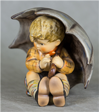 UMBRELLA BOY Figurine (Hummel 152/0 A, TMK)