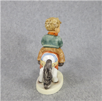 Round We Go 9 Hummel 2291/D TMK 9