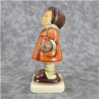 WINTER SONG 7 Hummel 476 TMK 7