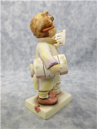 LITTLE PHARMACIST Figurine (Hummel 322, TMK)