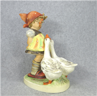 GOOSE GIRL Figurine (Hummel 47/II, TMK)