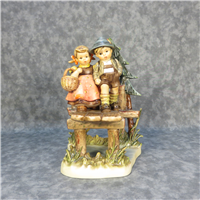 On Our Way 7 Hummel 472 TMK 7