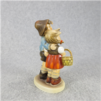 SURPRISE (HANSEL & GRETEL) Figurine (Hummel 94 3/0, TMK SS)