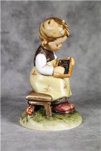 BUSY STUDENT Figurine (Hummel 367, TMK)