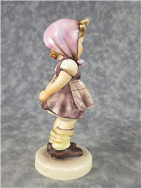 WHICH HAND? Figurine (Hummel 258, TMK)