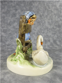 FEATHERED FRIENDS Figurine (Hummel 344, TMK)