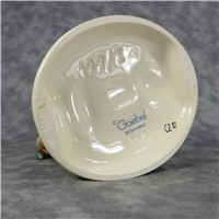 FEEDING TIME Figurine (Hummel 199/I, TMK)