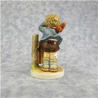 AN EMERGENCY First Issue Figurine (Hummel 436, TMK)