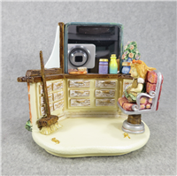 MAKE ME PRETTY 8 Hummel 2092 TMK 8