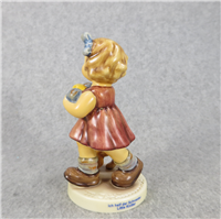 Limited Edition LITTLE KNITTER Figurine + QUILTING BEE Hummelscape 1147-D (Hummel 2107/B, TMK)
