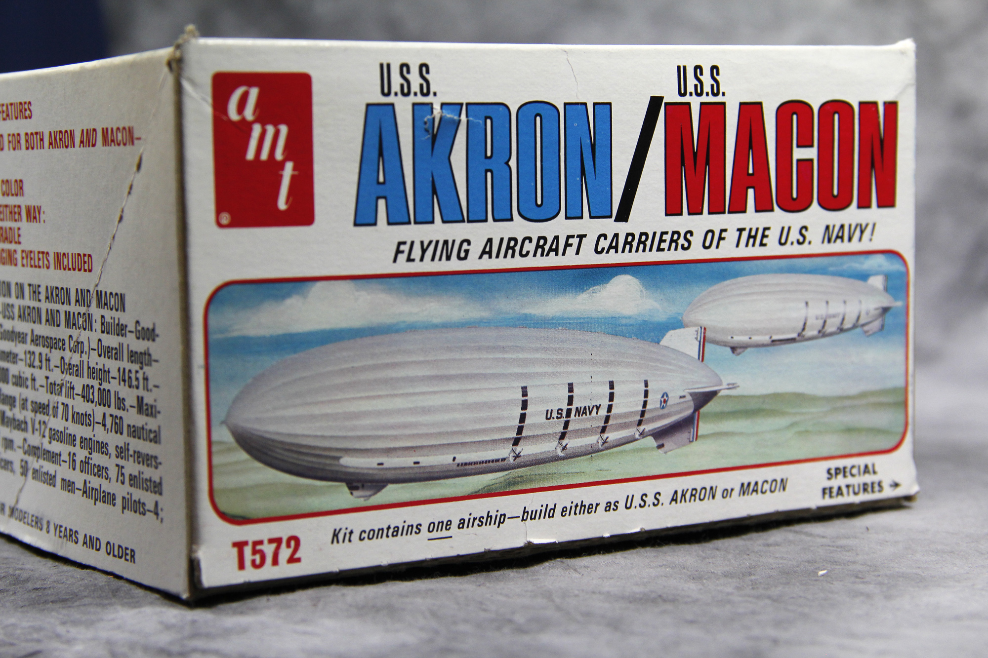 AMT USS Akron/USS Macon 1/ 520 Scale AIRCRAFT CARRIER Model 2024 Kit - - T572 / 57280