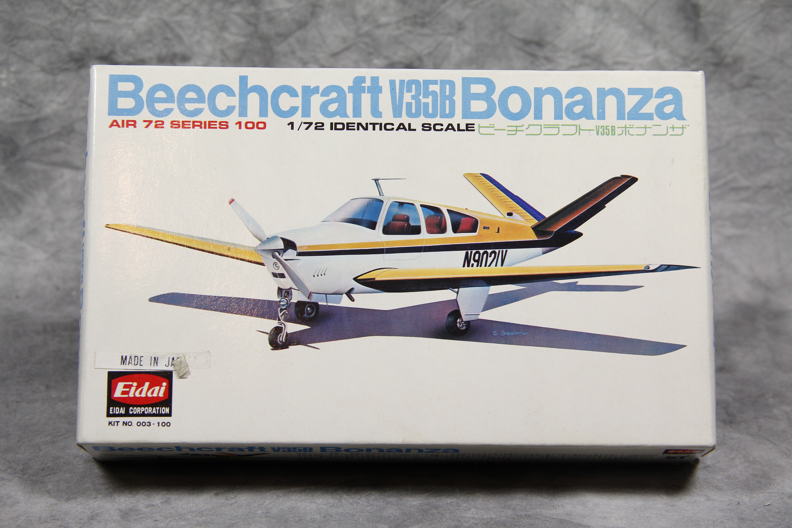 How much is Vintage BEECHCRAFT V35B BONANZA 1/72 Plastic Model Kit (Eidai 003100) worth