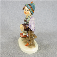 WAYSIDE HARMONY Figurine (Hummel 111/I, TMK)