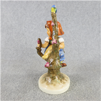 APPLE TREE GIRL Figurine (Hummel 141/I, TMK)