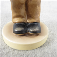 BOOTS Figurine (Hummel 143/I, TMK)