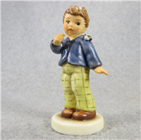 Who Are You? 9 Hummel 2295 TMK 9