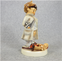 DOCTOR Figurine (Hummel 127, TMK)