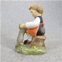 CAT TALES Figurine (Berta Hummel BH 105, Goebel, 1999)
