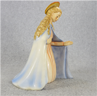 VIRGIN MARY Nativity Figurine (Hummel 214/A, TMK)