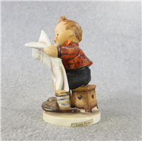 LATEST NEWS Figurine (Hummel 184, TMK)