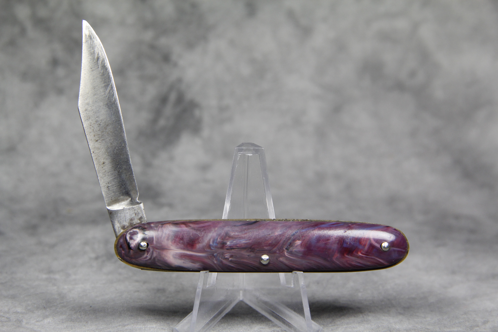 How much is EDGEMASTER Purple Marbled Knife worth? Price