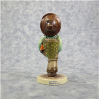 GLOBE TROTTER 5 inch Final Issue Figurine  (Hummel 79, TMK 7)