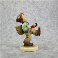 GLOBE TROTTER 5 inch Final Issue Figurine  (Hummel 79, TMK 7)