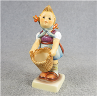 LITTLE HELPER Figurine (Hummel 73, TMK)