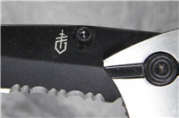 GERBER 8970113A Half-Serrated Linerlock