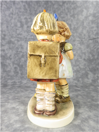 SCHOOL GIRLS Figurine (Hummel 177/I, TMK)