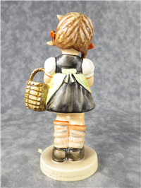 SISTER Figurine (Hummel 98/0, TMK)