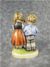 BIRTHDAY SERENADE 4 Hummel 218 2/0 TMK 4