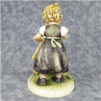 SPRING DANCE Figurine (Hummel 353/I, TMK)