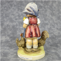 FEEDING TIME Figurine (Hummel 199/0, TMK)