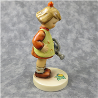 LITTLE GARDENER Figurine (Hummel 74, TMK)