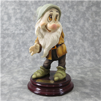 Disney Showcase BASHFUL Seven Dwarfs 6-3/8 inch Figurine   (Giuseppe Armani, 0916-C, 1994)