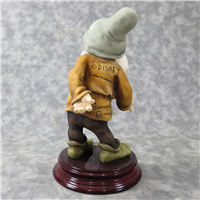 Disney Showcase BASHFUL Seven Dwarfs 6-3/8 inch Figurine   (Giuseppe Armani, 0916-C, 1994)