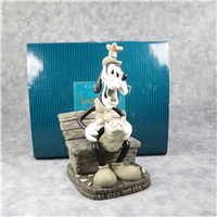 GOOFY Goofy's Debut 7-1/2 inch Limited Edition Disney Figurine (WDCC, 1205237, 1999-2000)