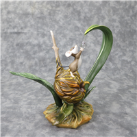 FIELD MOUSE Little April Shower 5-1/2 inch Disney Figurine (WDCC, 11K-41012-0, 1992) NON-TOUCH