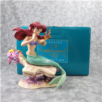 ARIEL Seahorse Surprise 6-1/2 inch Disney Figurine (WDCC, 11K-41184-0, 1997-1999)