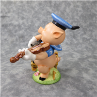 FIDDLER PIG Hey Diddle Diddle, I Play on My Fiddle 4-7/8 inch Disney Figurine (WDCC, 11K-41038-0, 1993-1998)