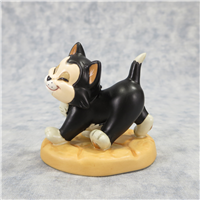 FIGARO Say Hello to Figaro 2-1/2 inch Disney Figurine (WDCC, 11K-41111-0, 1996-1998)