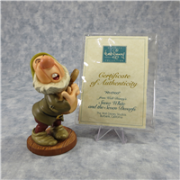 SNEEZY Ah-Choo! 4-5/8 inch Disney Figurine (WDCC, 11K-41073-0, 1995-2003)