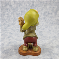 SNEEZY Ah-Choo! 4-5/8 inch Disney Figurine (WDCC, 11K-41073-0, 1995-2003)