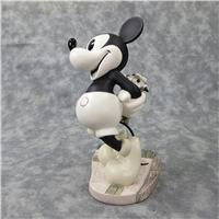 MICKEY MOUSE Brought You Something 5-3/4 inch Disney Figurine (WDCC, 11K-41324-0, 1998-2000)