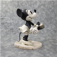MINNIE MOUSE Oh, It's Swell 5-1/2 inch Disney Figurine (WDCC, 11K-41325-0, 1998-2000)