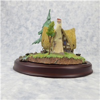 SEVEN DWARFS' COTTAGE 6-3/4 inch Disney Enchanted Places Sculpture (WDCC, 11K-41200-0, 1995-1999)